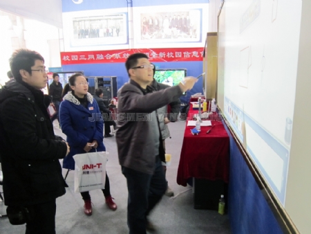 �c�����Ŵ�