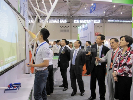 �c(di��n)�����Ŵ�