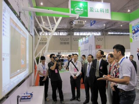 �c(di��n)�����Ŵ�