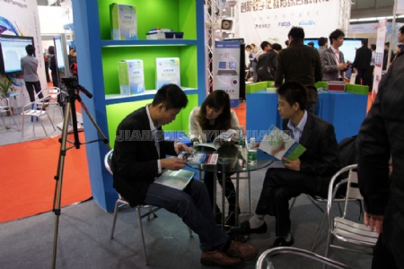 �c�����Ŵ�