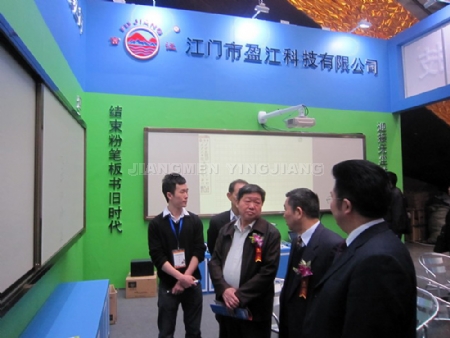 �c�����Ŵ�